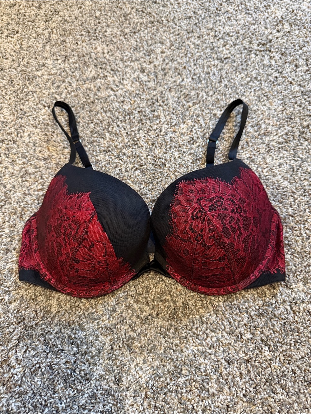 Victoria's Secret Black & Red Lace Push-Up Underwire Bra 34DD